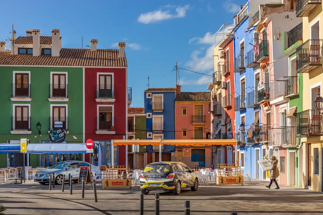 Les façades peintes des maisons de pêcheurs de Villajoyosa